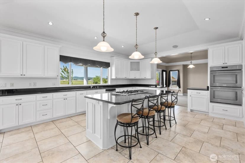 Property photo for 15714 Laconner Whitney Road, La Conner photo 12