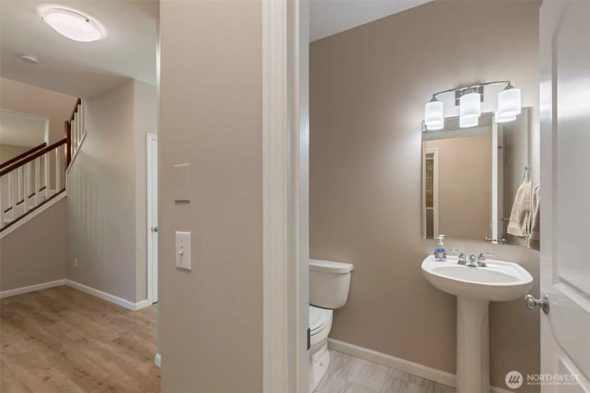 Property photo for 11602 12th Avenue Ct Nw, Gig Harbor photo 31