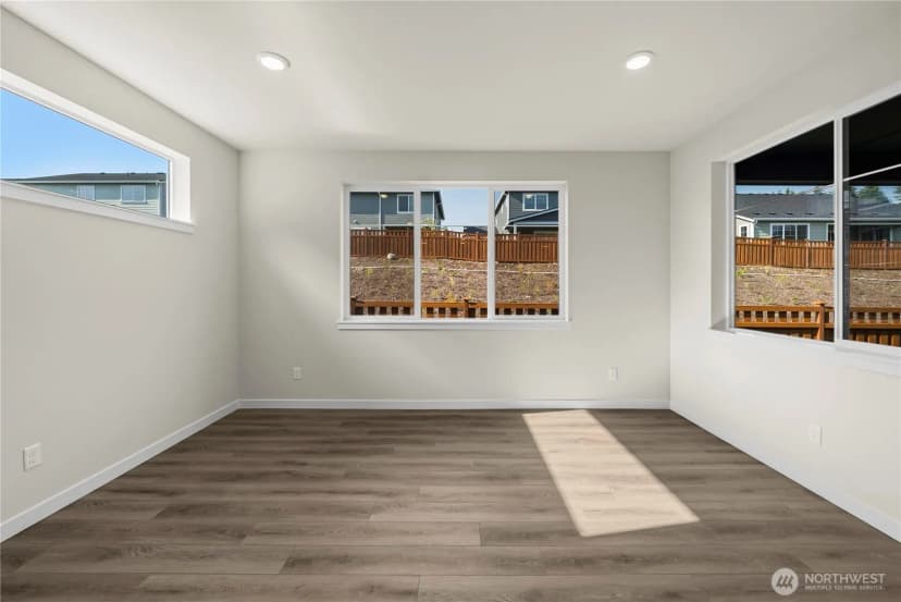 Property photo for 13906 208th Avenue E, Bonney Lake photo 22