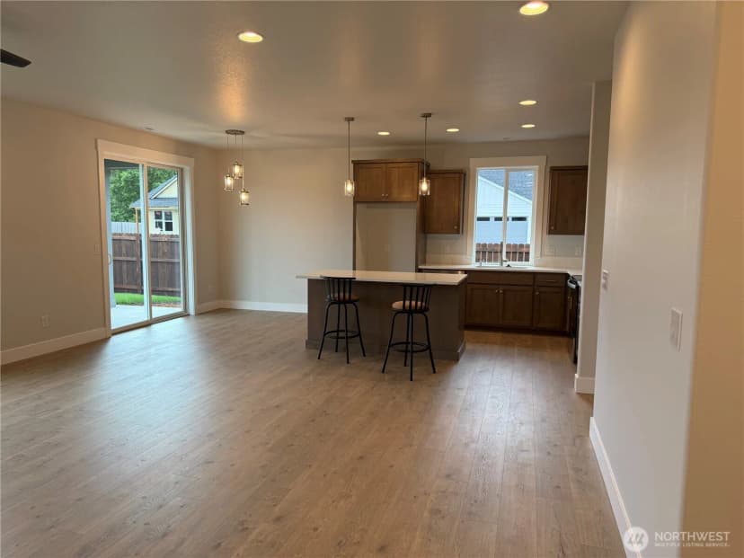 Property photo for 520 Rainbow Way, Kelso photo 30