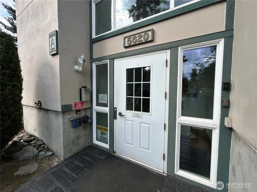 Property photo for 5620 200th Street Sw #a104, Lynnwood photo 32