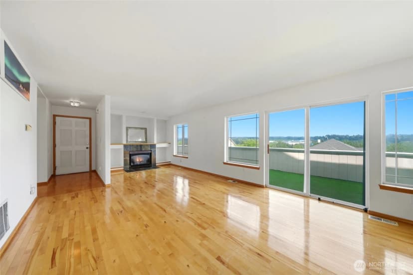 Property photo for 130 67th Avenue Ct E, Fife photo 5