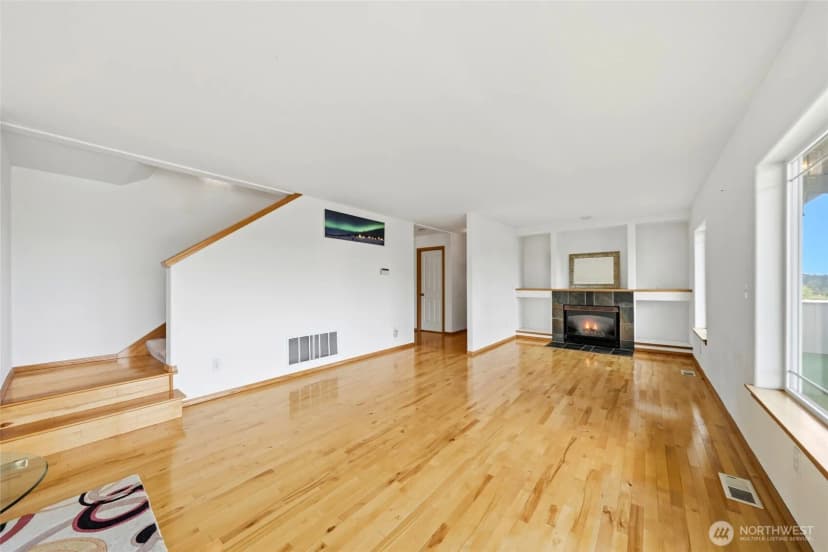 Property photo for 130 67th Avenue Ct E, Fife photo 6