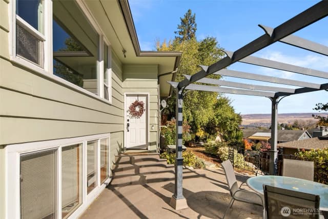 Property photo for 1216 Crawford, Wenatchee photo 5