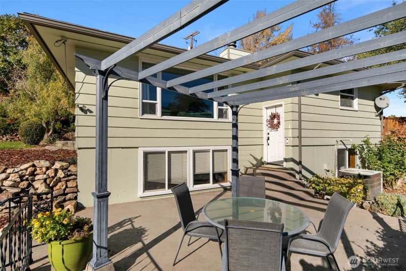 Property photo for 1216 Crawford, Wenatchee photo 6