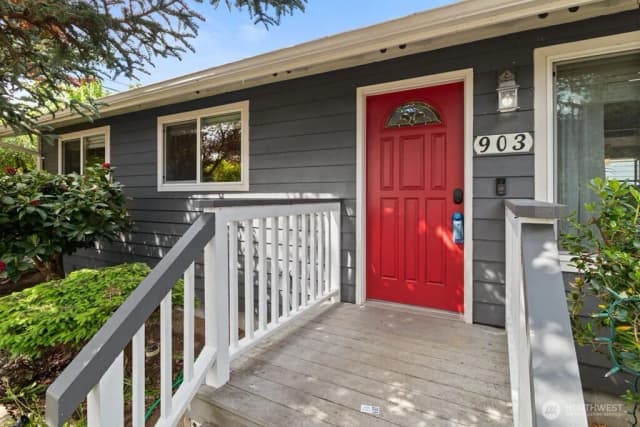 Property photo for 903 9th Avenue Sw, Tumwater photo 5