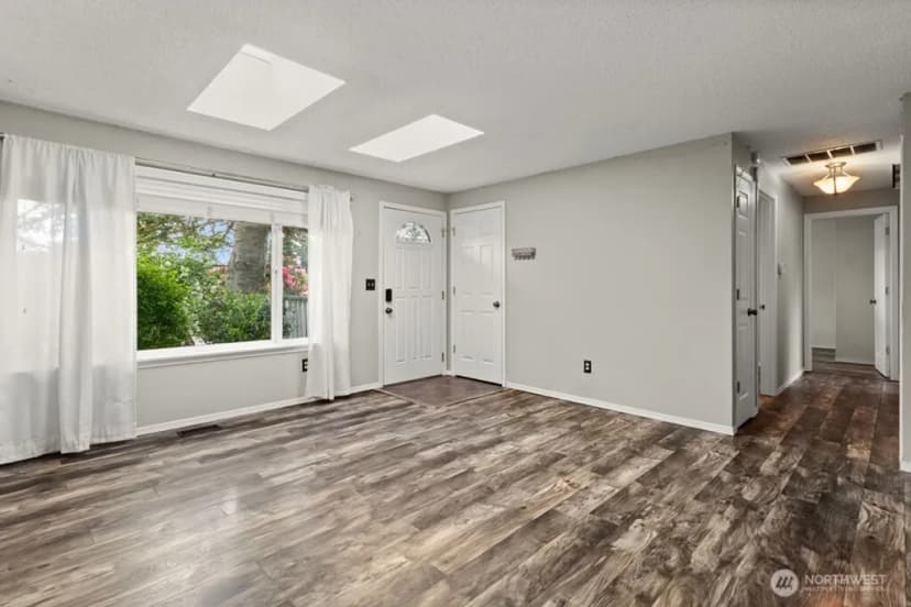 Property photo for 903 9th Avenue Sw, Tumwater photo 10