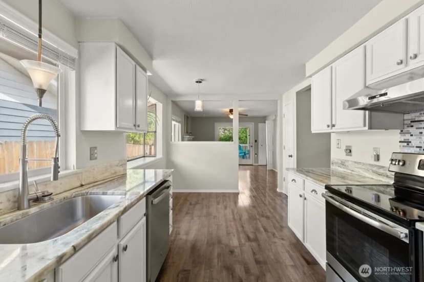Property photo for 903 9th Avenue Sw, Tumwater photo 17