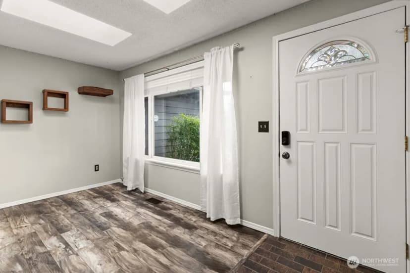 Property photo for 903 9th Avenue Sw, Tumwater photo 6