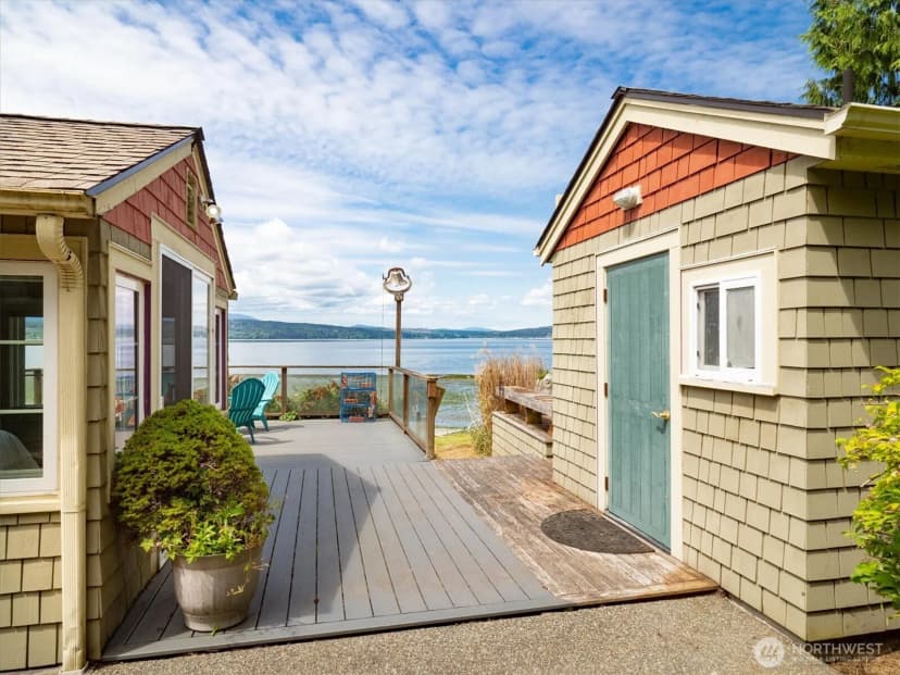 Property photo for 29631 Beach Drive Ne, Poulsbo photo 20