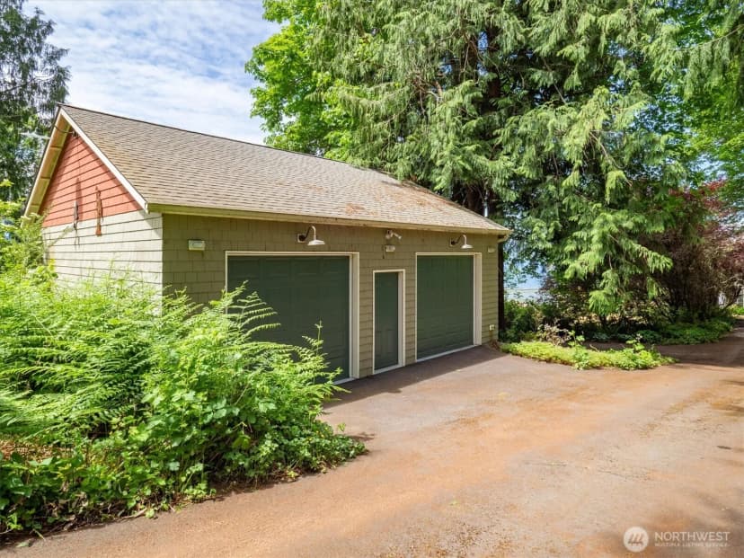 Property photo for 29631 Beach Drive Ne, Poulsbo photo 27