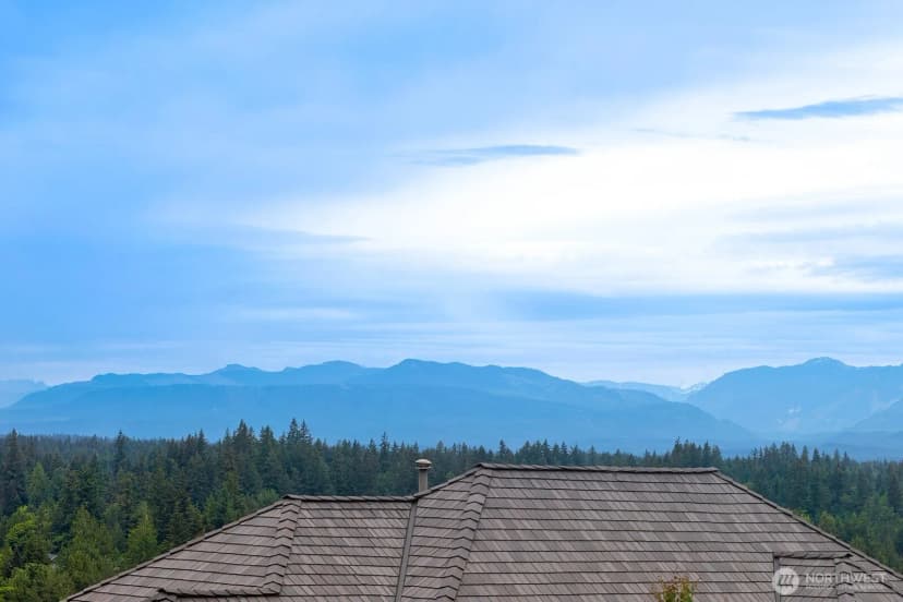 Property photo for 23399 Se 52nd Street, Issaquah photo 32