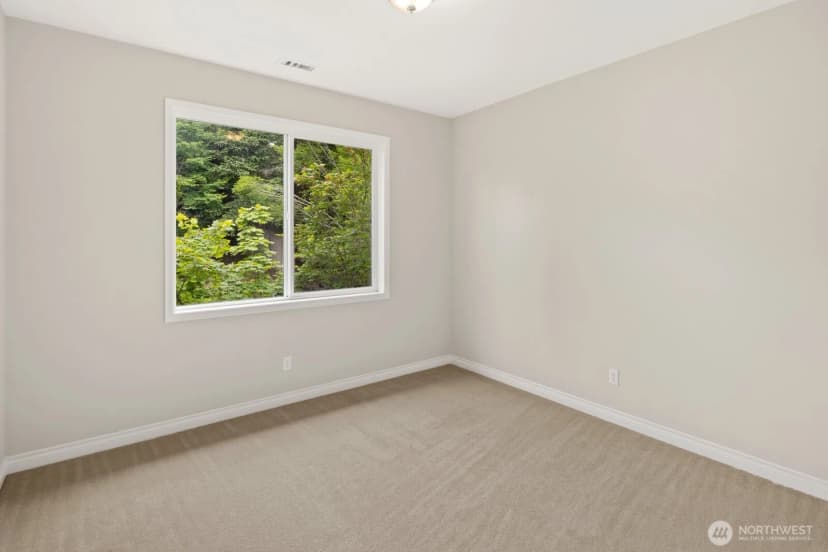 Property photo for 23399 Se 52nd Street, Issaquah photo 23