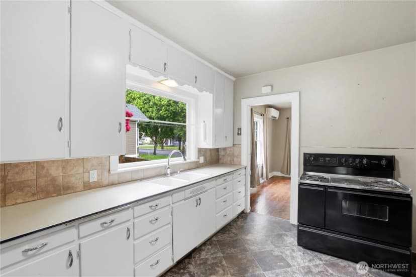 Property photo for 119 N 3rd Street, Montesano photo 7