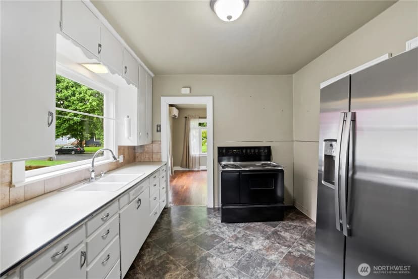 Property photo for 119 N 3rd Street, Montesano photo 9