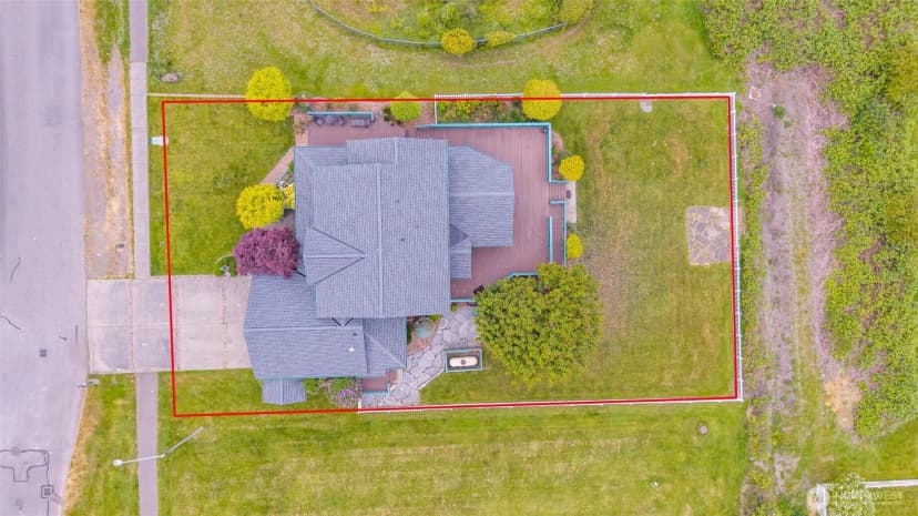 Property photo for 701 Nw Krueger Street, Coupeville photo 2