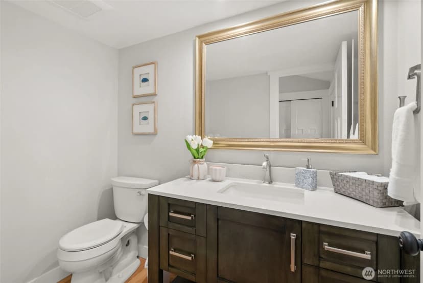 Property photo for 32 Cascade Key, Bellevue photo 14