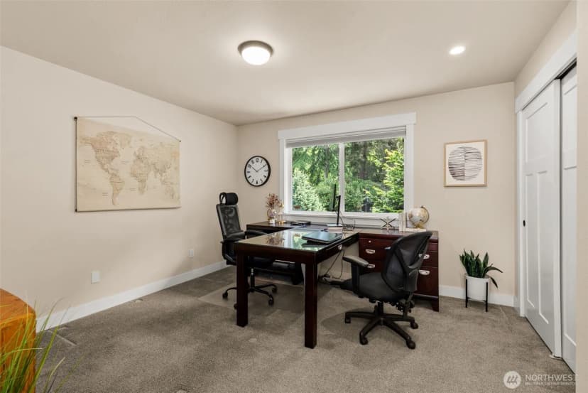 Property photo for 32 Cascade Key, Bellevue photo 23