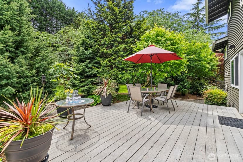 Property photo for 32 Cascade Key, Bellevue photo 30