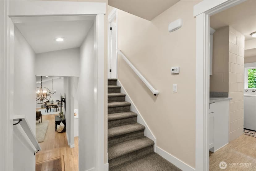 Property photo for 32 Cascade Key, Bellevue photo 22