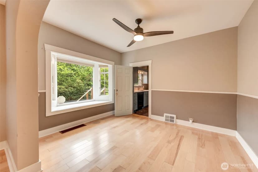Property photo for 654 W Main Street, Monroe photo 10