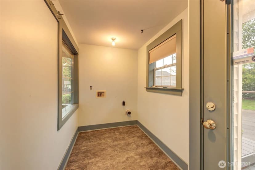 Property photo for 654 W Main Street, Monroe photo 19