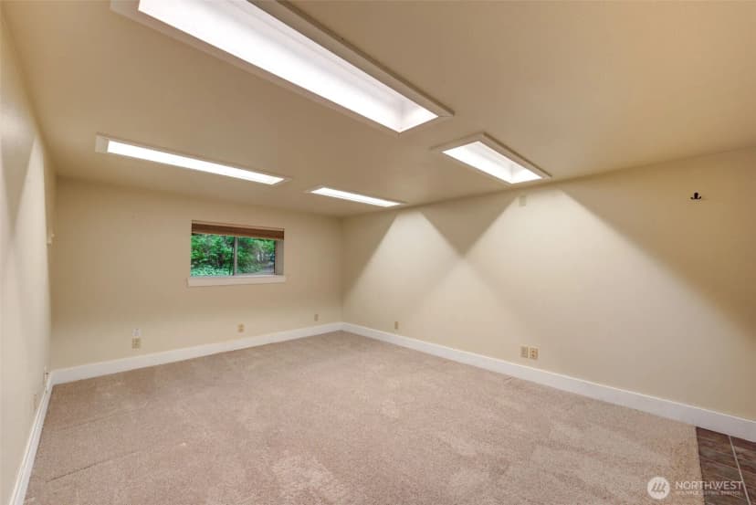 Property photo for 654 W Main Street, Monroe photo 30