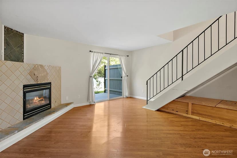 Property photo for 1040 S 320th Street #5, Federal Way photo 12