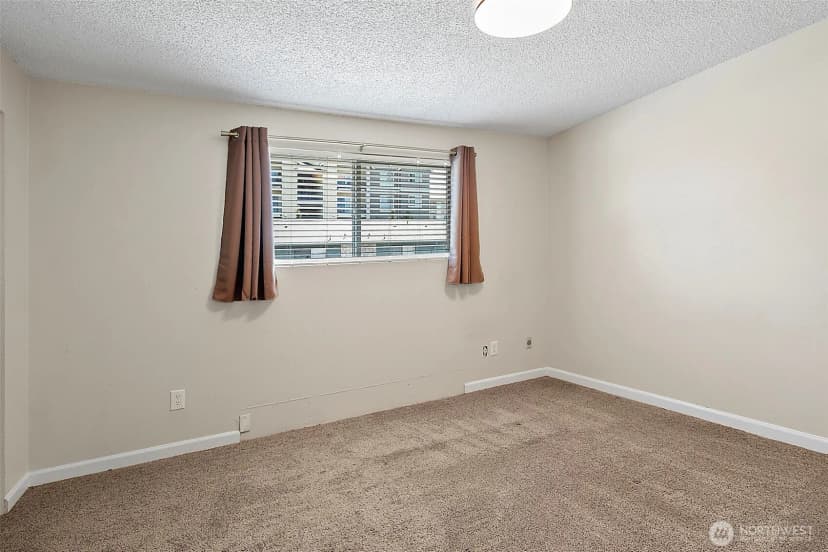 Property photo for 1040 S 320th Street #5, Federal Way photo 18