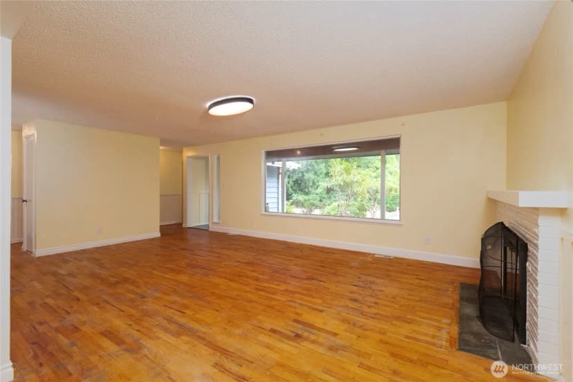 Property photo for 14717 206th Avenue Se, Renton photo 7