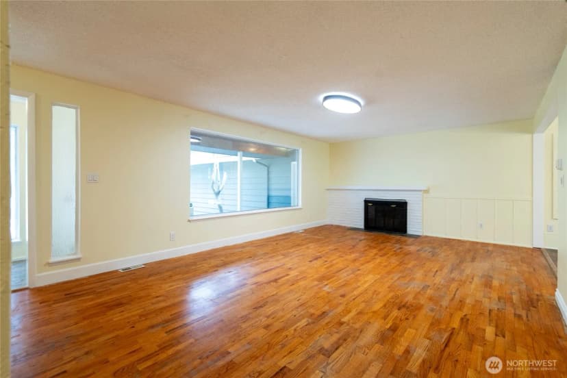 Property photo for 14717 206th Avenue Se, Renton photo 9