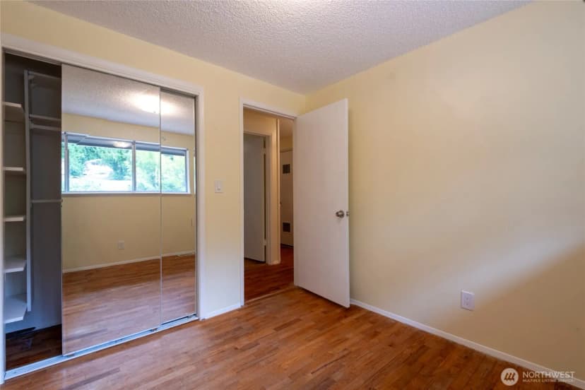 Property photo for 14717 206th Avenue Se, Renton photo 20