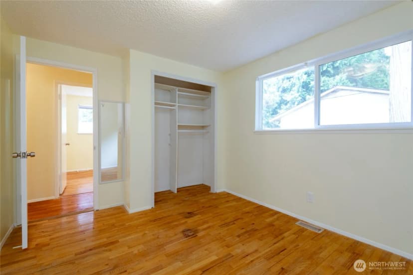 Property photo for 14717 206th Avenue Se, Renton photo 17