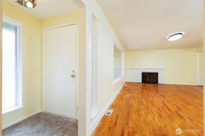 Property photo for 14717 206th Avenue Se, Renton photo 6