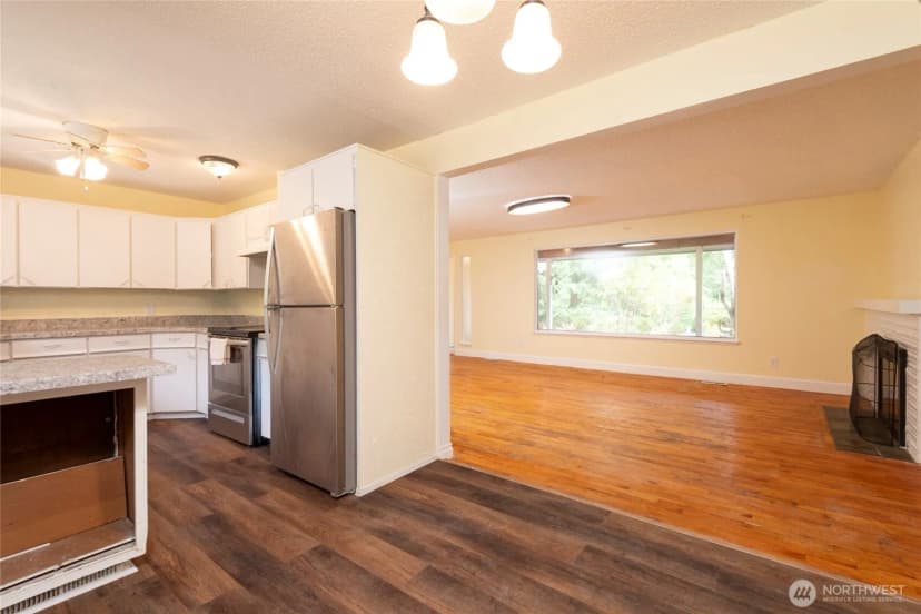 Property photo for 14717 206th Avenue Se, Renton photo 22