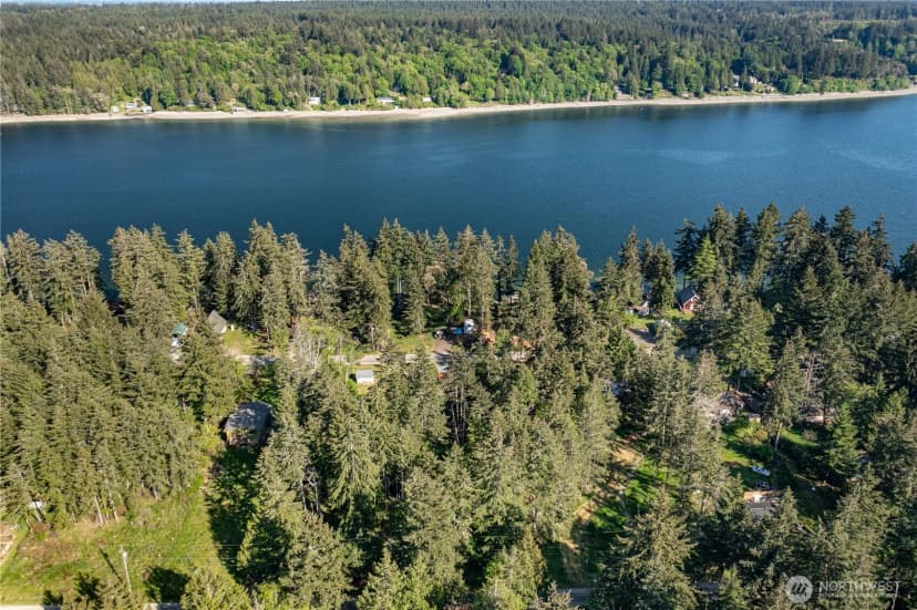 Property photo for 907 E Madrona Boulevard Nw, Lakebay photo 11