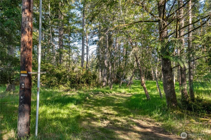 Property photo for 907 E Madrona Boulevard Nw, Lakebay