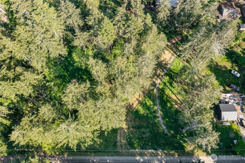 Property photo for 909 E Madrona Boulevard Nw, Lakebay photo 6