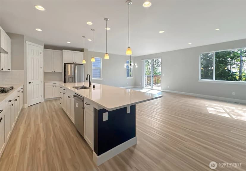Property photo for 14830 Tyee Drive E, Bonney Lake photo 3