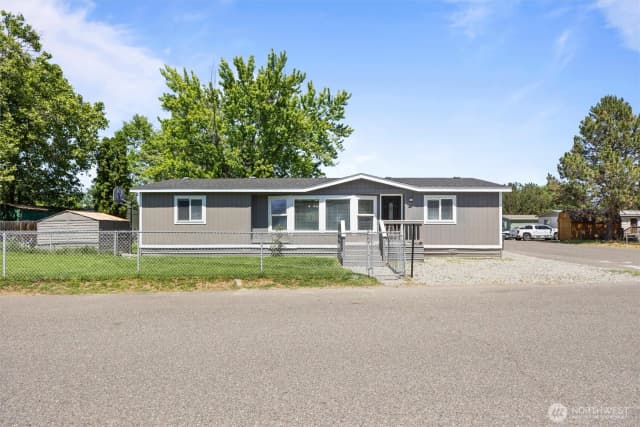 Property photo for 6750 Desert View Drive, West Richland