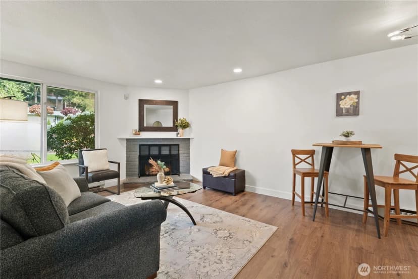 Property photo for 520 S 323rd Place #12-e, Federal Way photo 4