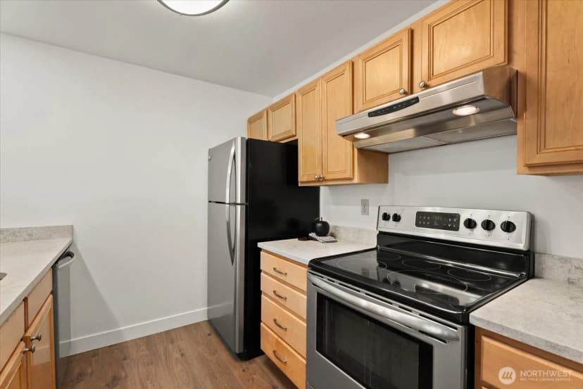 Property photo for 520 S 323rd Place #12-e, Federal Way photo 7