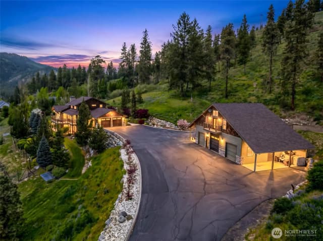 Property photo for 10665 North Road, Leavenworth photo 2