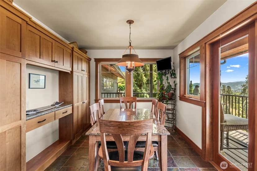 Property photo for 10665 North Road, Leavenworth photo 12