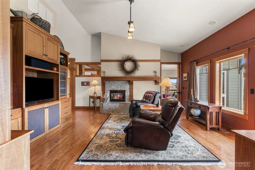 Property photo for 10665 North Road, Leavenworth photo 17