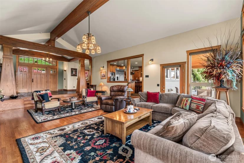 Property photo for 10665 North Road, Leavenworth photo 8