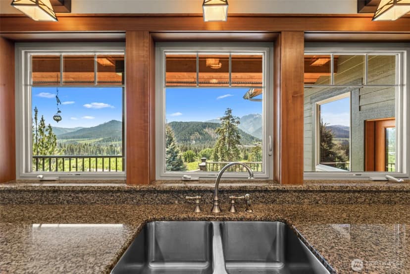 Property photo for 10665 North Road, Leavenworth photo 14