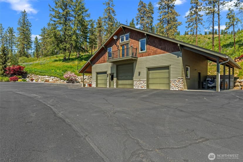 Property photo for 10665 North Road, Leavenworth photo 39