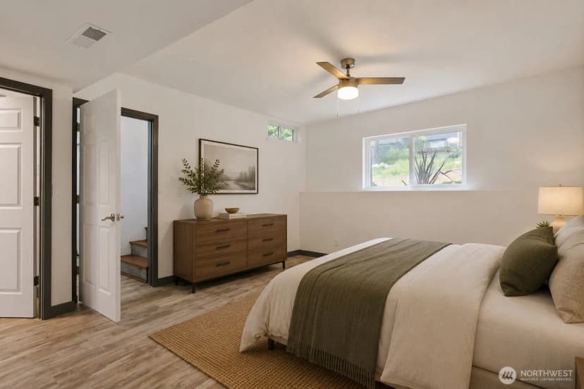 Property photo for 6420 Ne 198th Street, Kenmore photo 18