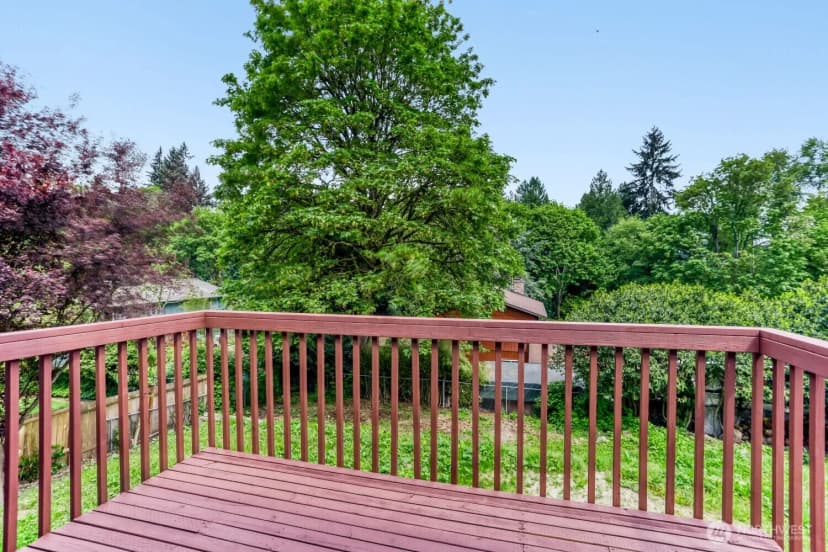 Property photo for 6420 Ne 198th Street, Kenmore photo 20